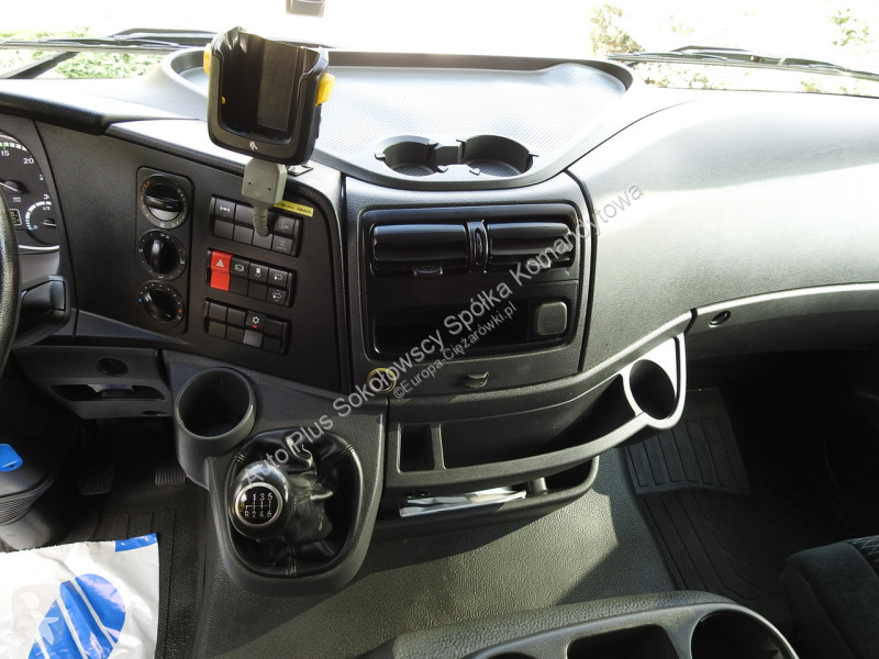 شاحنة Mercedes 1221 ATEGO