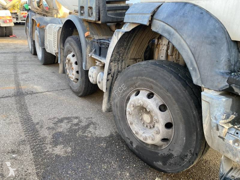 شاحنة Iveco