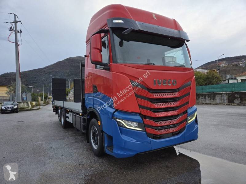 شاحنة Iveco