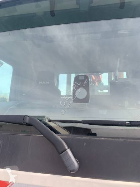 MAN  truck