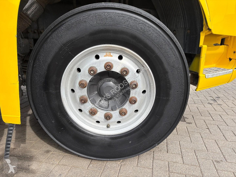 شاحنة Volvo 480 + EFFER 850 6x HYDROLIC + 8X2...