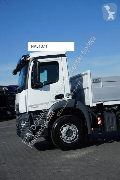 Camion Mercedes 228 E – 4