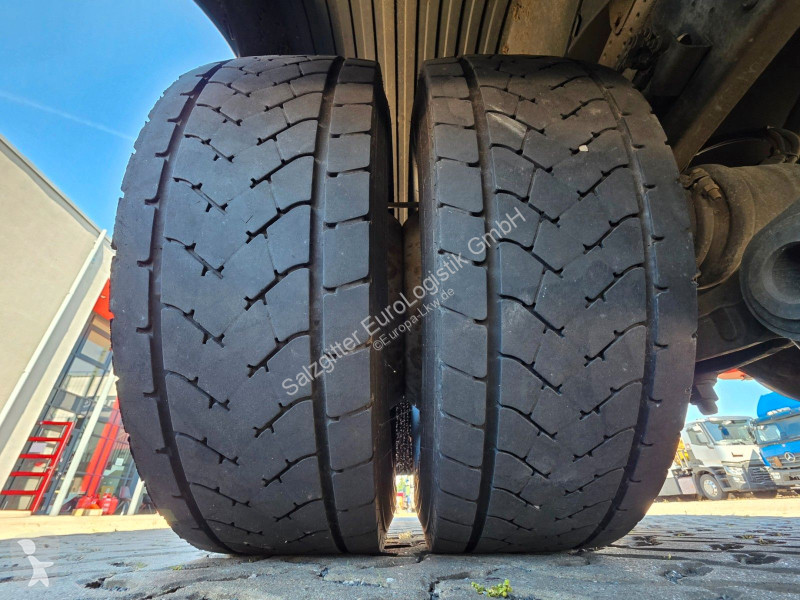 شاحنة Mercedes 1221 / Ladebordwand