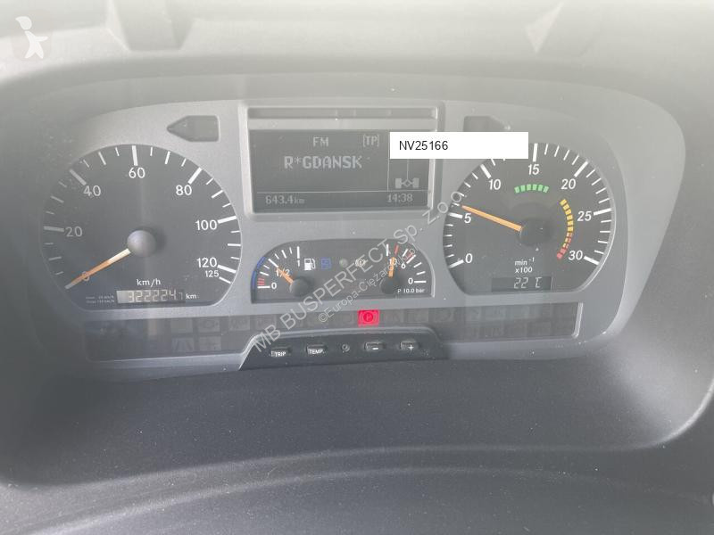 Vrachtwagen Mercedes 1829 18 europalet
