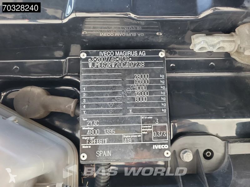 شاحنة Iveco X-Way 570 X-Way 6X2 Fassi F215...