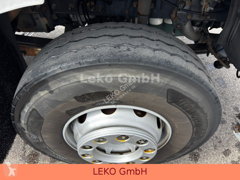 شاحنة Volvo 400 Mit Kran ( Palfinger PK 16502 )