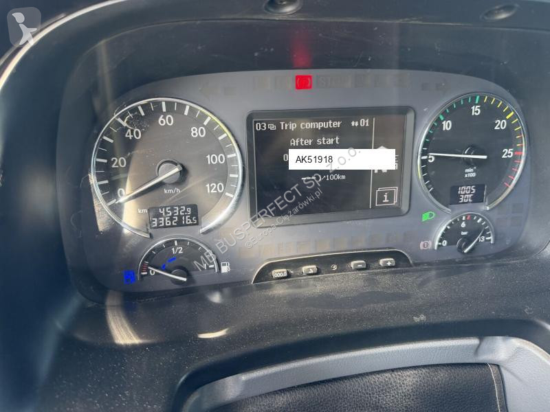 شاحنة Mercedes Pk12002