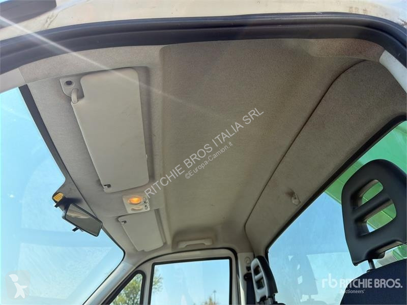Camion Iveco 19-8,5 HQ 19 m on Iveco 35-140...