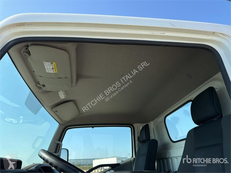 Вантажівка Nissan Socage DA320 19 m on Nissan...