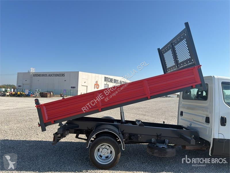 Furgoneta Iveco Dump Truck