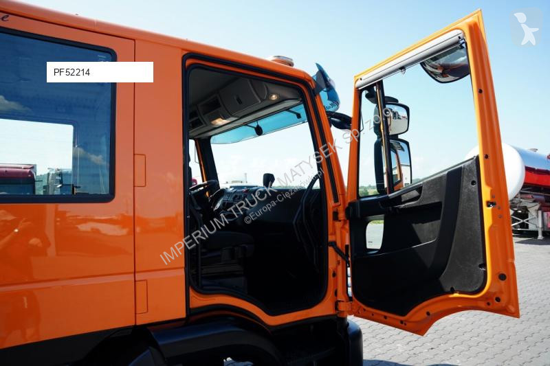 Camión Iveco EUROCARGO / LAWETA HYDRAULICZNA /...