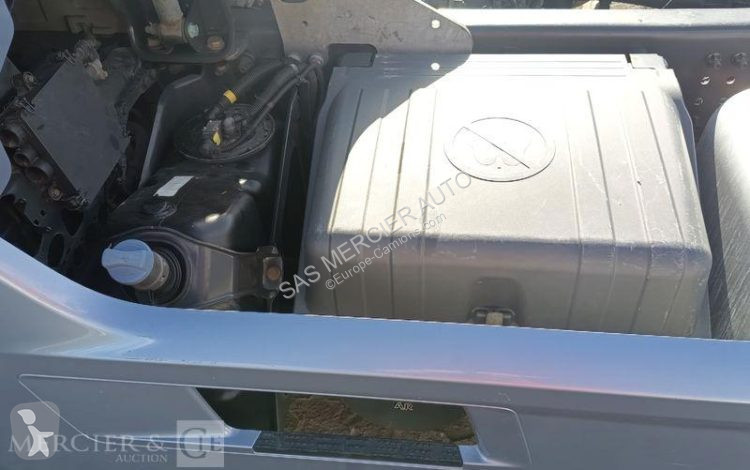 Cap tractor Mercedes