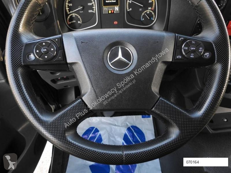 Camión Mercedes ATEGO 12.24 KONTENER CHŁODNIA...