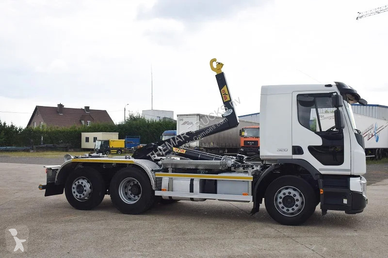 Camion Volvo 320