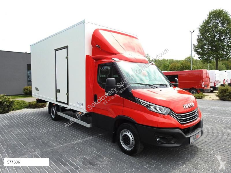Kamion Iveco DAILY 35S18 NOWY KONTENER 10 PALET...
