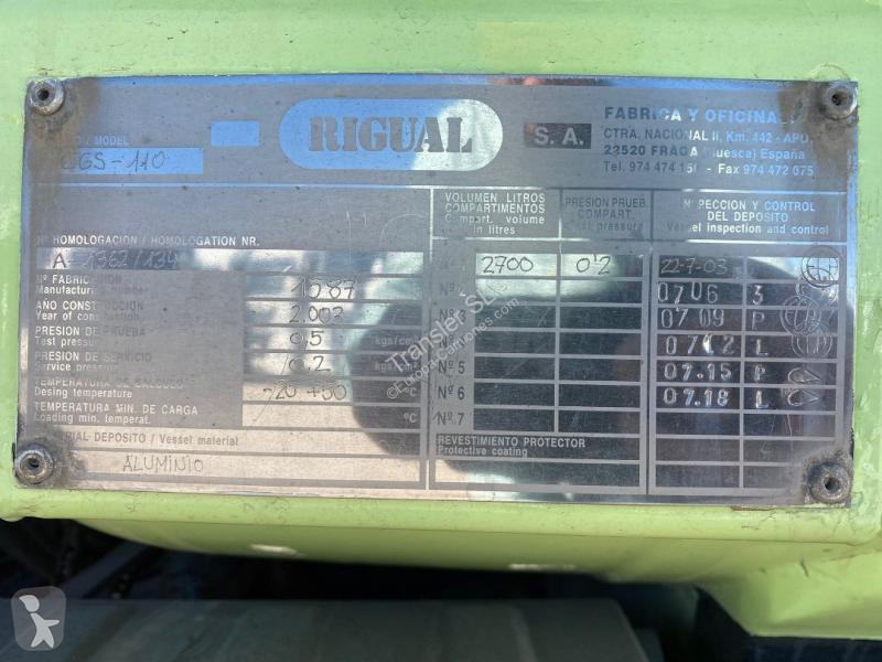 Camion Nissan E 120