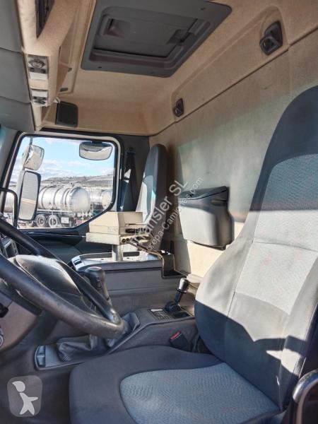 Kamion Renault 320.26 S