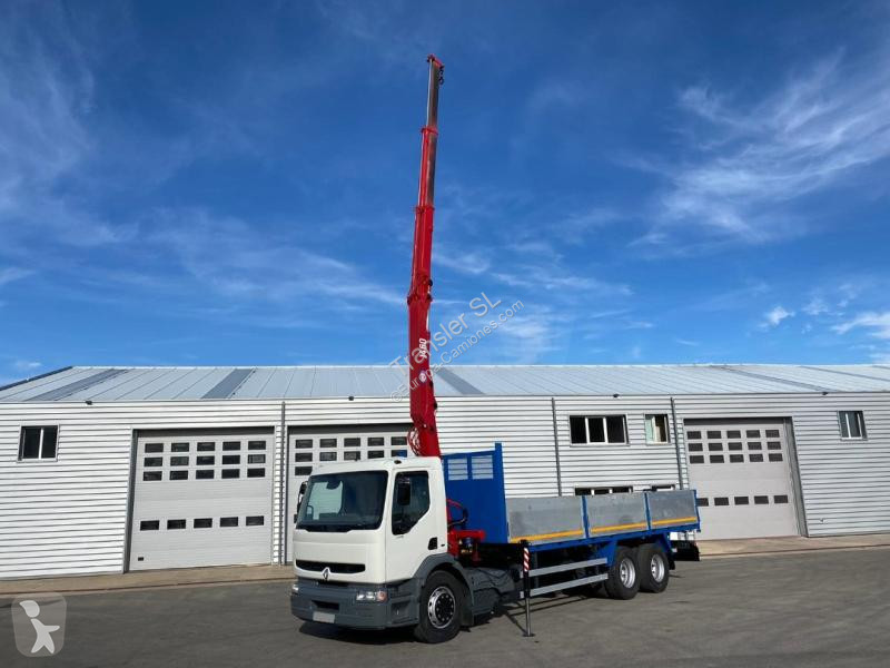 Kamion Renault 320