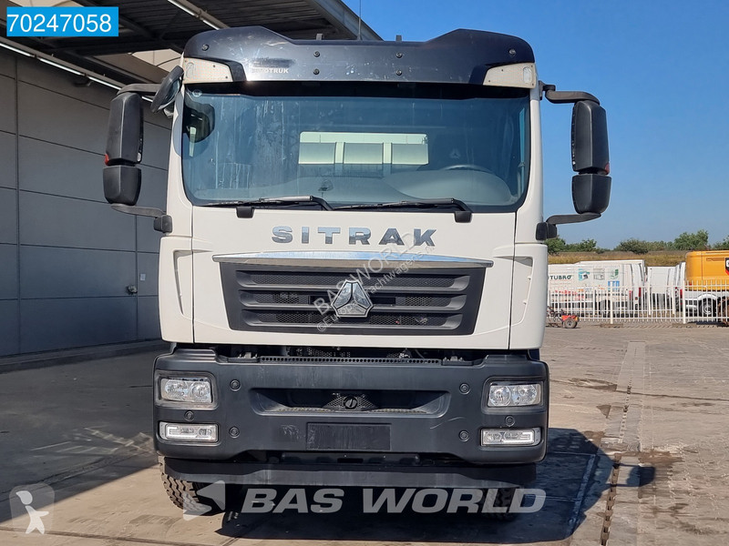 Camión Sitrak G5 350 8X4 8m3 Liebherr Mixer...