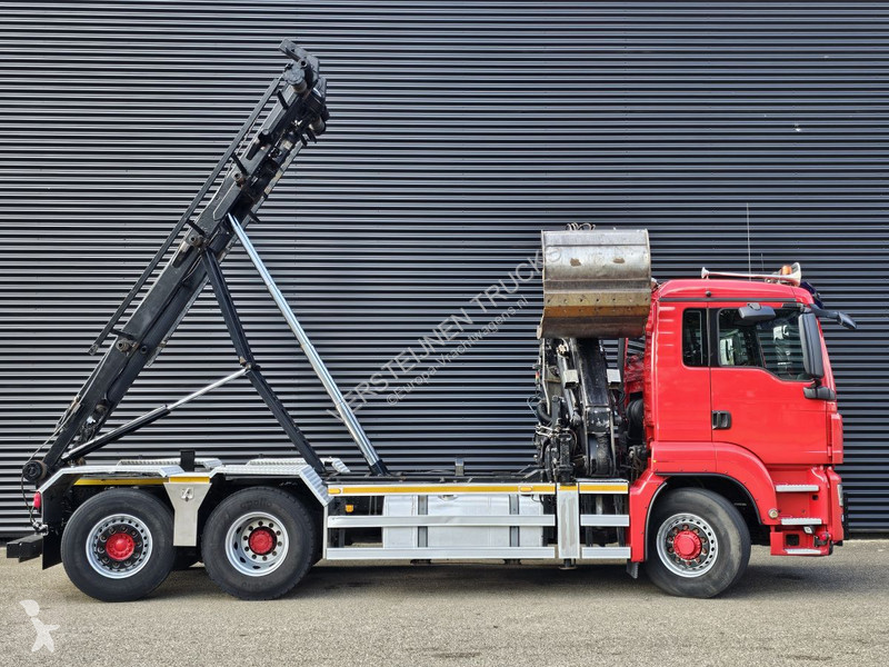 Vrachtwagen MAN 26.400 6x2 / 6x4 / HMF Z KRAAN...