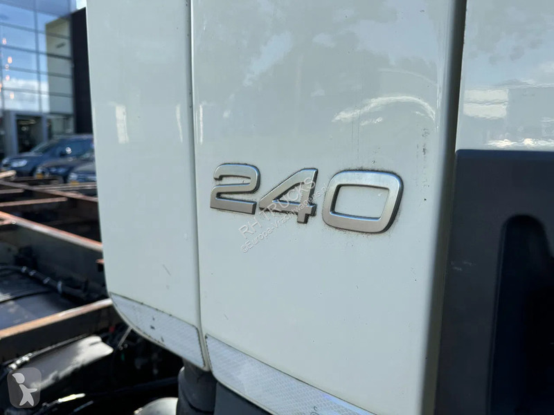 Camion Volvo FL 240 4X2 - EURO 5 CHASSIS
