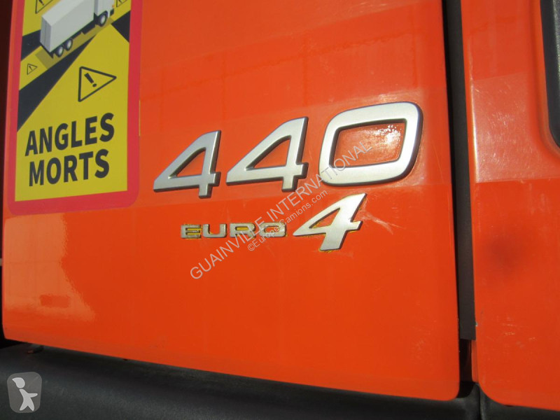 Camion Volvo 440