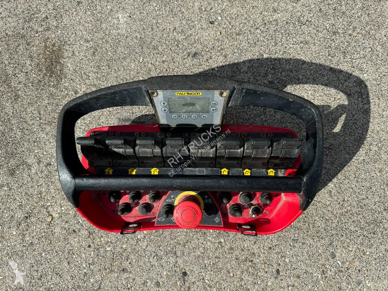 Kamion Volvo 460 8X4 PALFINGER PK53002 + FLY...