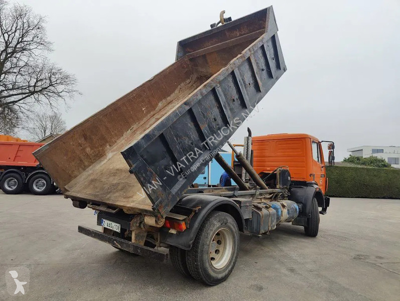 Camion Mercedes SK KIPPER / BENNE 6 ROUES