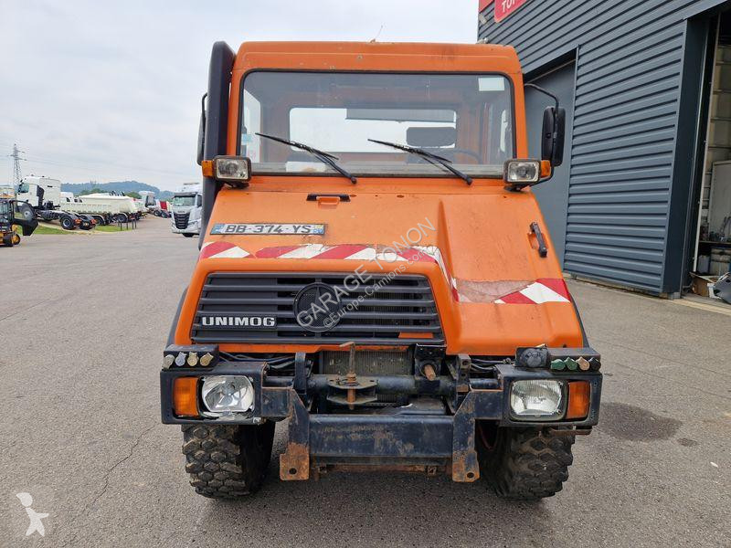 Camion Mercedes U90
