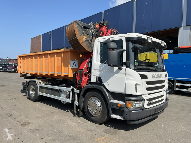 Camion Scania 320 HMF 12 Tonmeter Z-kraan +...