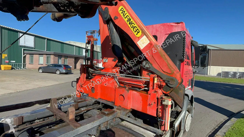 Kamion Renault 300 HD 300-27 MJ ZD Palfinger...