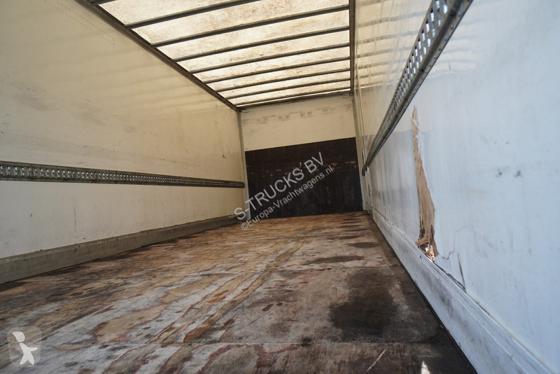Camion DAF LF 180 CLOSED BOX 310.KM