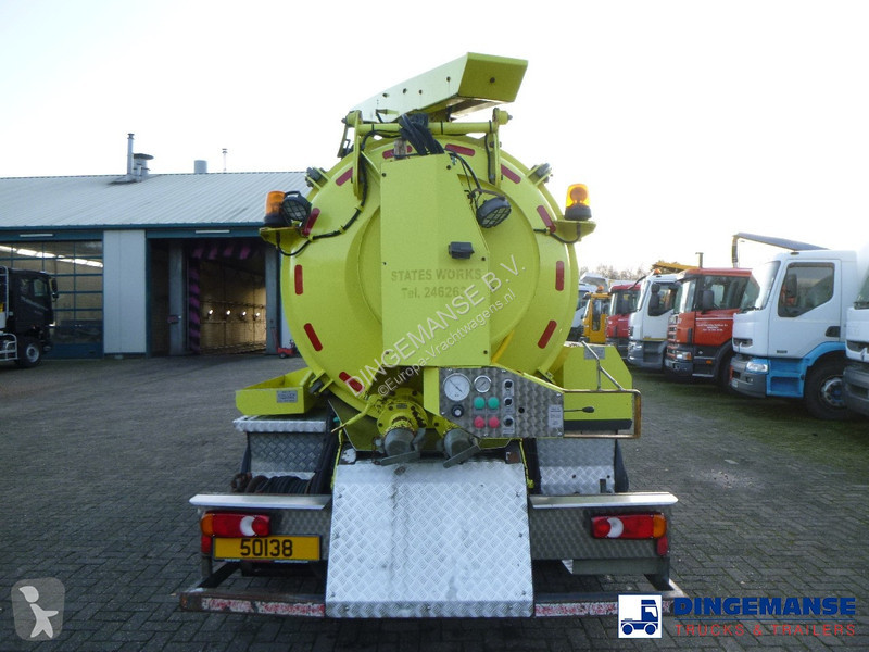 Camion Renault 180.14 dxi 4x2 RHD Euro 5 vacuum...