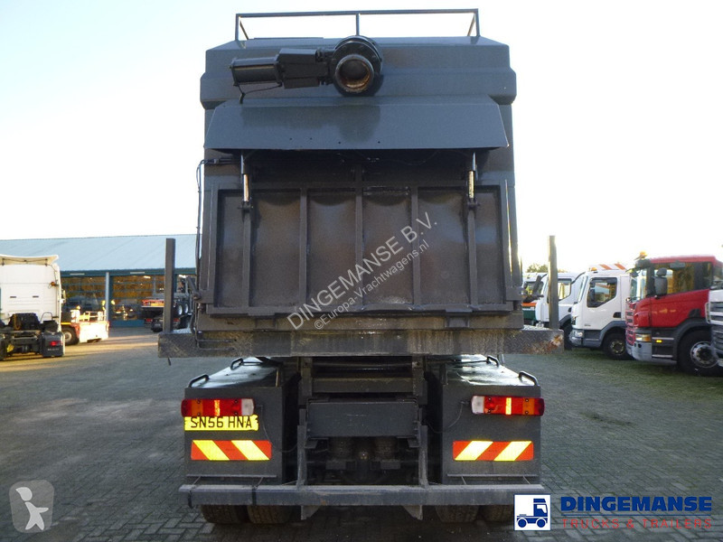 Kamion DAF 75250 6x4 RHD vacuum tank / saugbagger
