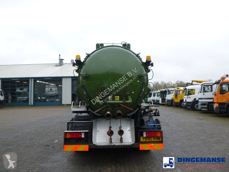 Lastbil Volvo FM7 290 6X4 RHD vacuum tank 13.7 m3