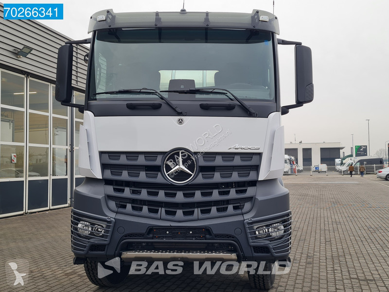 Camion Mercedes 4142 8X4 NEW Remmel mixer 10m3...