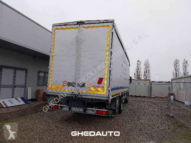 Kamion Scania SCANIA - SCANIA 124L A4X2 -