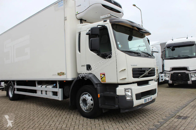 Kamion Volvo FE 240 * EURO5 * THERMO KING...