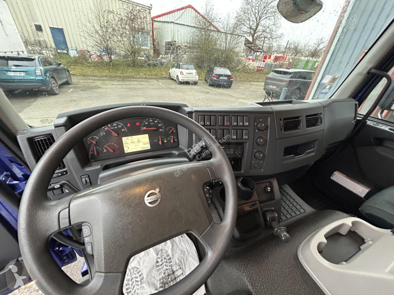 Kamion Volvo 250 FL