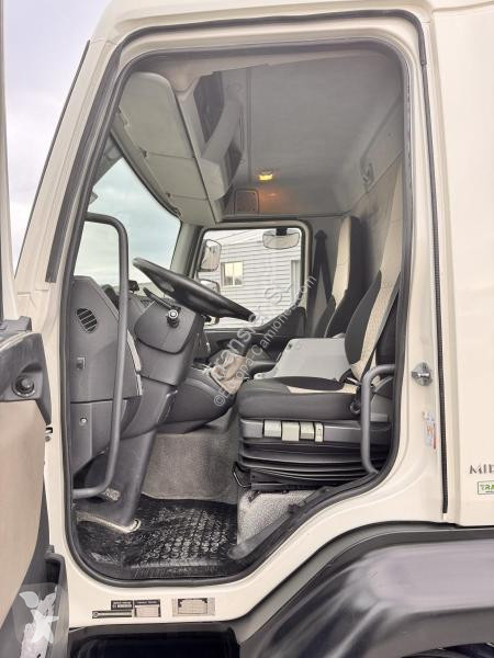 Camion Renault 220.13