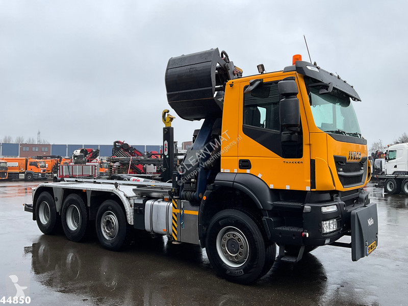 Camion Iveco AD380T41W 8x6 Euro 6 HMF 19...