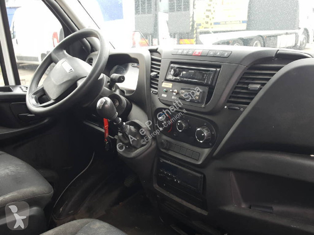 Kamion Iveco Daily 60C15