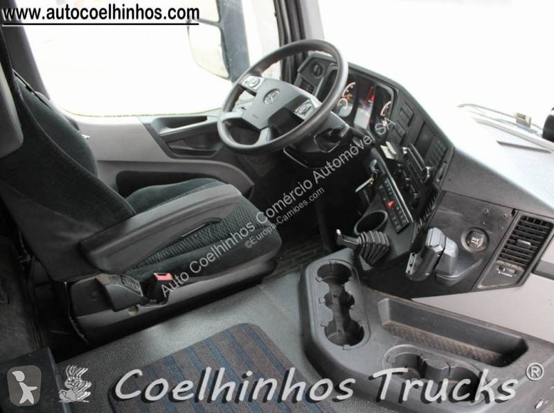 Camion Mercedes 2736