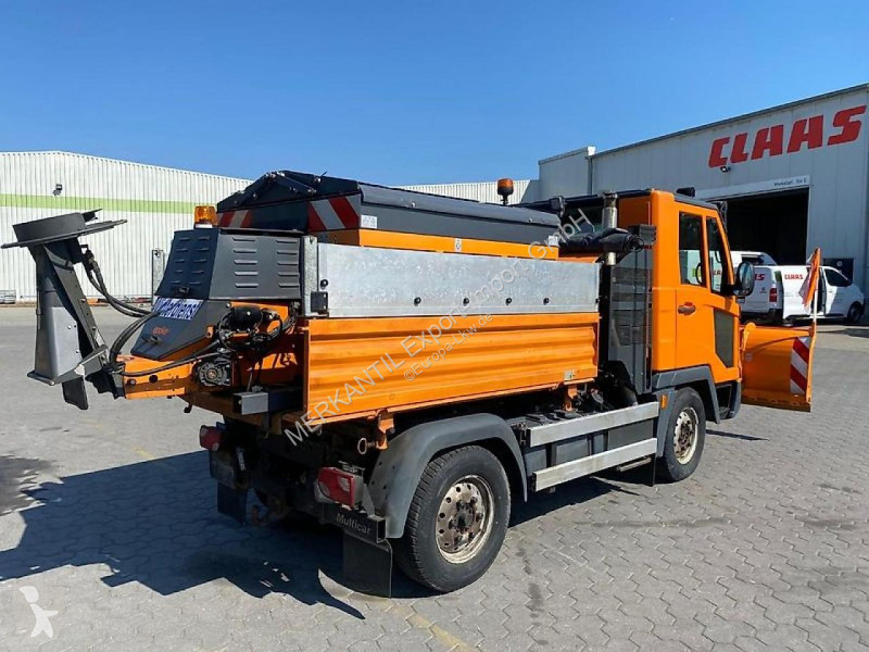 Gemeentevoertuig Multicar  Hako M31 C