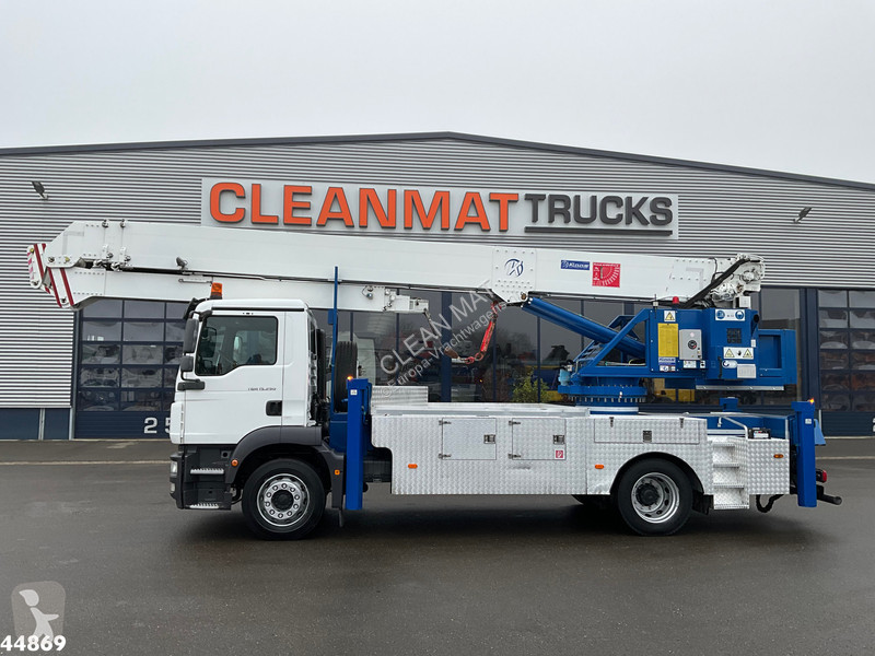Camion MAN TGM 15.290 Klaas 35 meter Dachdecker...