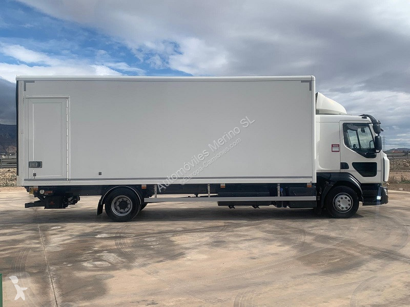 Camion Renault D 12.210