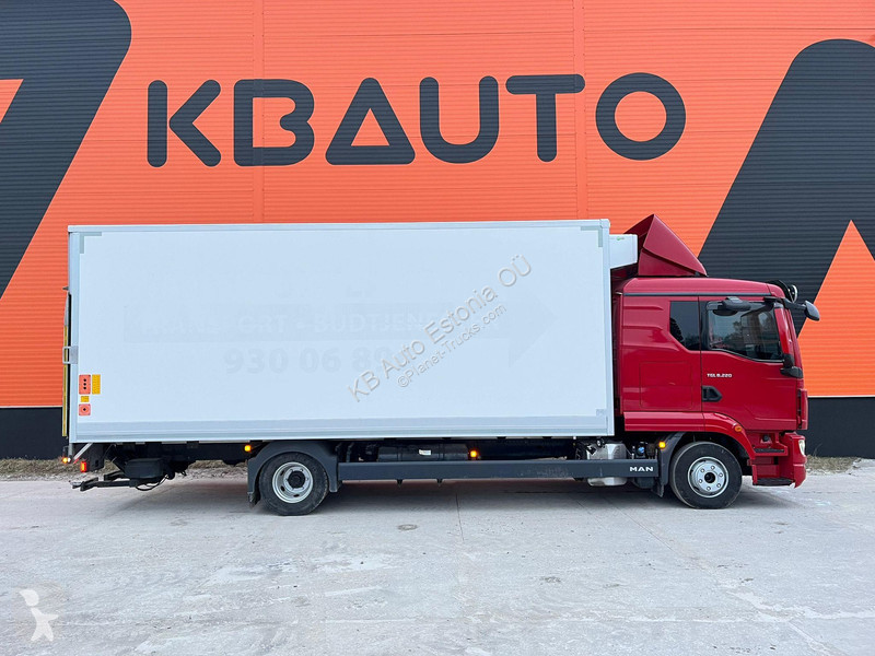 Kamion MAN 8.220 4x2 THERMOKING V-800MAX / BOX...