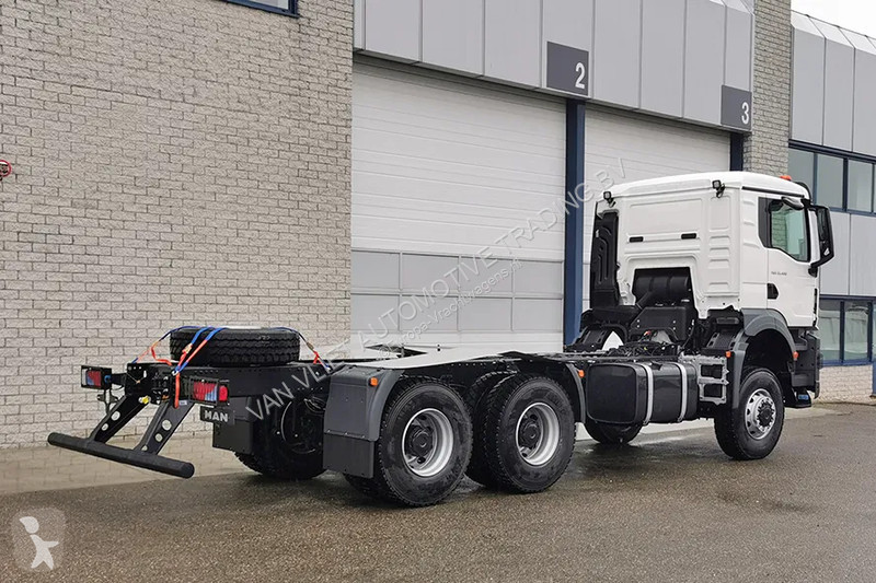 Kamion MAN 33.400 BB CH Chassis Cabin