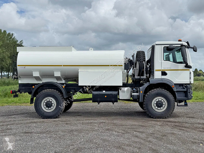 Camion MAN 18.250 BB Fuel Tank Truck (2 units)