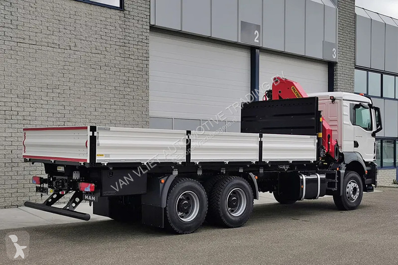 Camión MAN 33.400 BB CH Crane Truck (10 units)